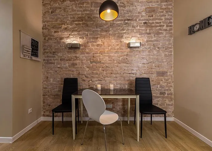 Vidfort шпитальна شقة